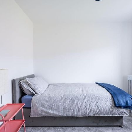 Cosy 3 Bed Near Beaches, Cardiff & Brecon Beacons Coity Buitenkant foto
