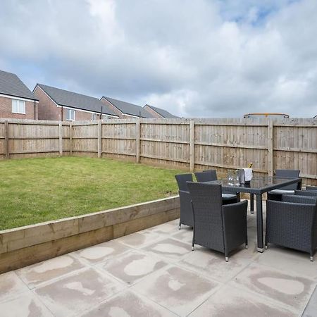 Cosy 3 Bed Near Beaches, Cardiff & Brecon Beacons Coity Buitenkant foto